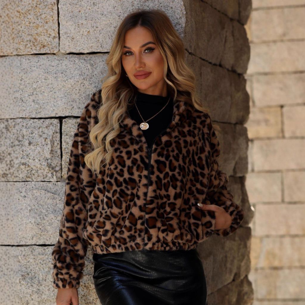 Damen Oversize Plüschjacke mit Leopardenprint & Reißverschluss
